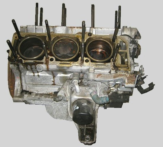 Lancia Thesis 3.0 V 6  Motor Rumpf