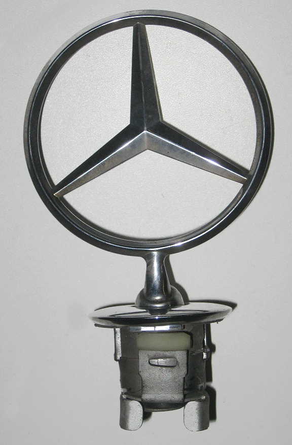 Mercedes Benz Stern Motorhaube