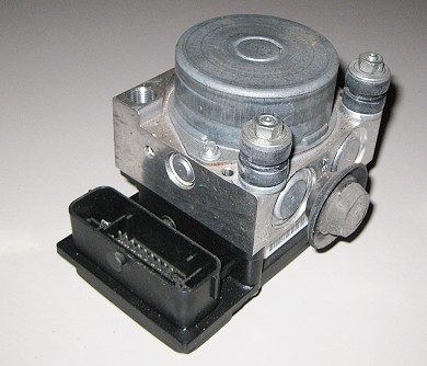 Fiat Panda ABS-Steuerblock Fiat Nr.: 51799595 Bosch Nr.: 0 265 232 021 Fiat Panda ABS-Steuerblock Fiat Nr.: 51799595 Bosch Nr.: 0 265 232 021