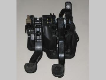 Lancia Thesis Pedalblock