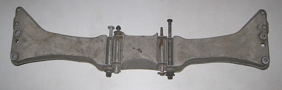 Alfa Romeo 156 Traverse hinten Nr.: 60656316