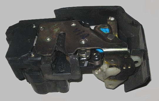 Alfa Romeo 156 Türschloss vorne rechts